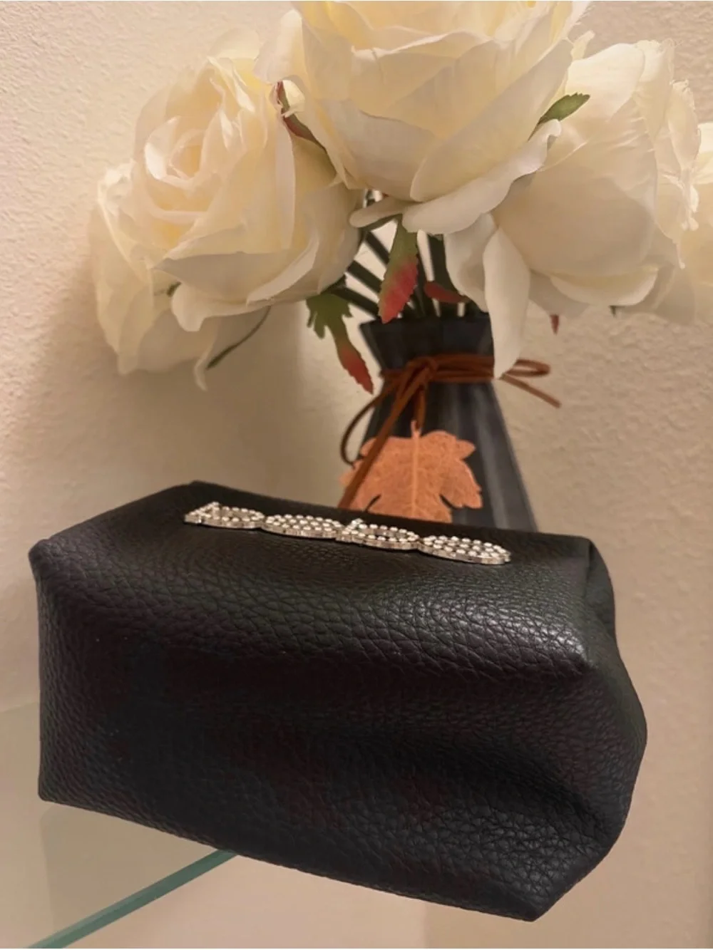 bebe sleek black